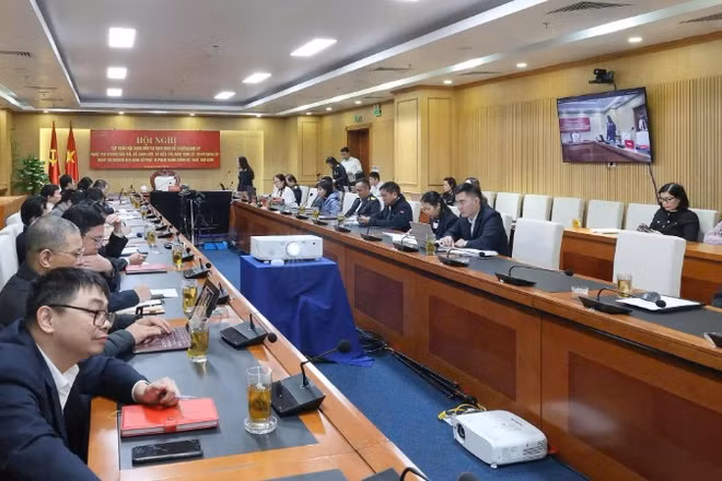 Toàn cảnh hội nghị.