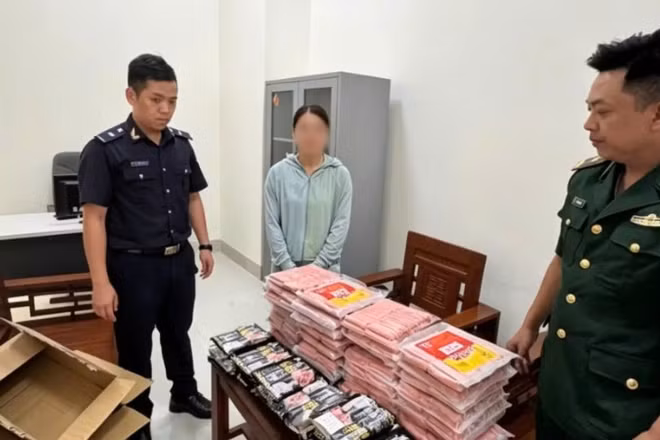 Tang vật thực phẩm đông lạnh không có hóa đơn, chứng từ hợp pháp do lực lượng chức năng thu giữ. 