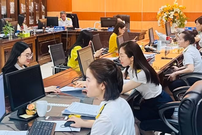 Công tác điều hành ngân sách nhà nước tiếp tục được triển khai linh hoạt, góp phần hỗ trợ tăng trưởng và bảo đảm các cân đối lớn của nền kinh tế.