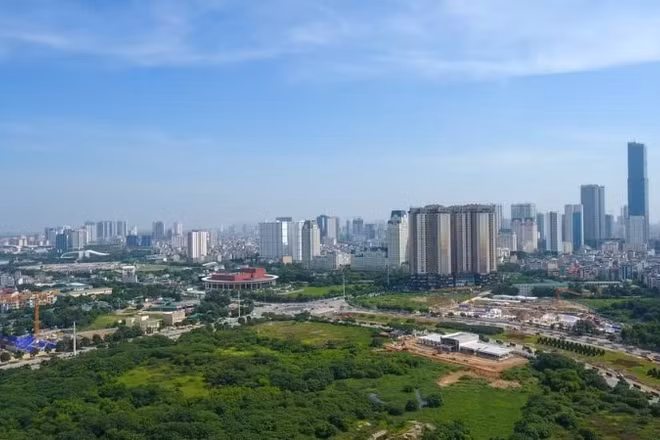 Một góc trung tâm Hà Nội. (Ảnh DUY LINH)