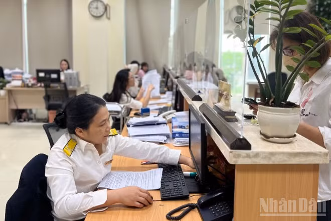 Thu ngân sách nhà nước tiếp tục duy trì tiến độ tích cực.
