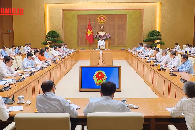 [Video] Thủ tướng làm việc với các bộ, ngành về nhiệm vụ, phương hướng trọng tâm trong công tác điều hành