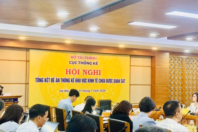 Hội nghị diễn ra với hai hình thức trực tiếp và trực tuyến. (Ảnh: HNV)