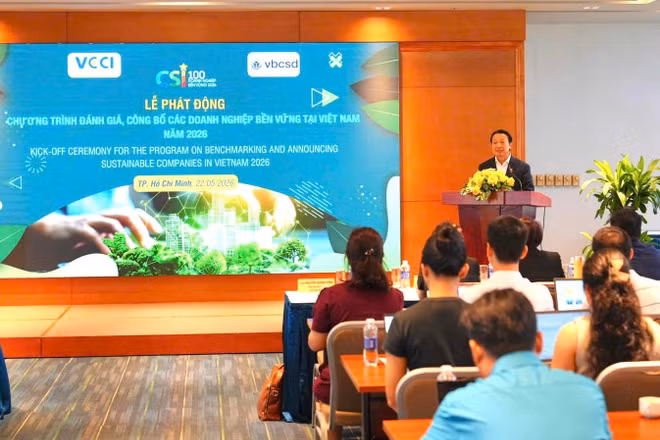 Ông Nguyễn Quang Vinh, Phó Chủ tịch VCCI, Chủ tịch VBCSD, Phó Trưởng ban chỉ đạo Chương trình CSI 2026 phát biểu tại Lễ phát động.