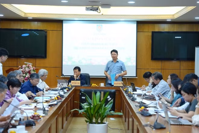 Thứ trưởng Tư pháp Nguyễn Thanh Tịnh phát biểu tại Hội thảo.