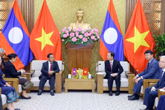 Toàn cảnh buổi tiếp.