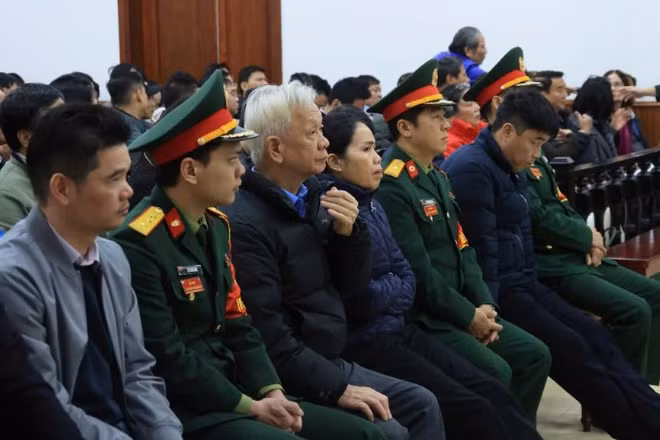 Các bị cáo tại phiên tòa sơ thẩm.