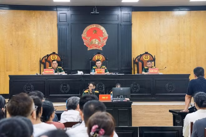 Hội đồng xét xử cấp phúc thẩm.