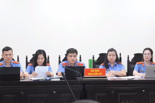 Đại diện Viện Kiểm sát tại phiên tòa. (Ảnh: H.N)