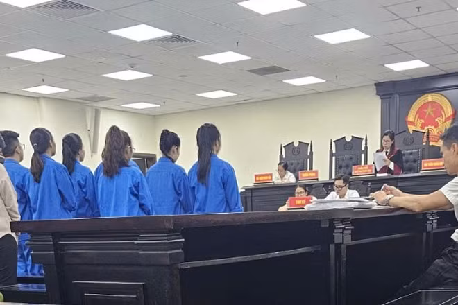 Hội đồng xét xử tuyên án. (Ảnh: DANH LAM)