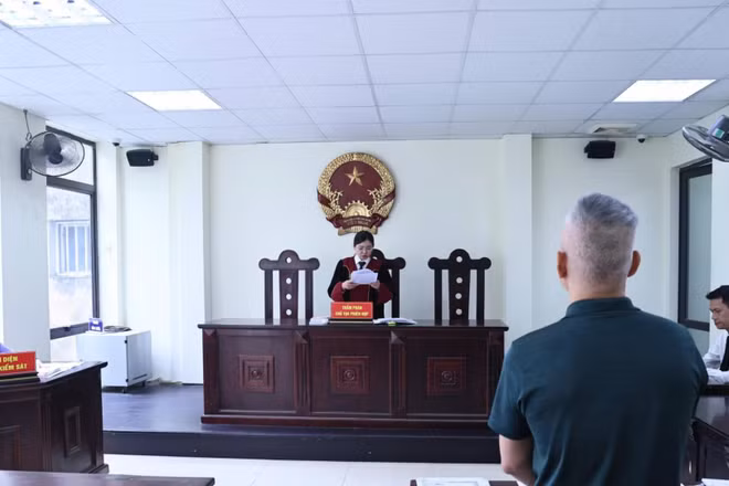 Quang cảnh phiên tòa. (Ảnh: MH)