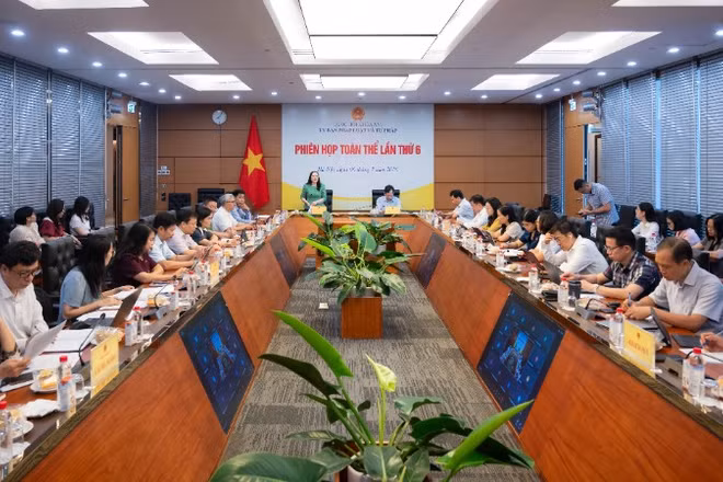 Toàn cảnh phiên họp.