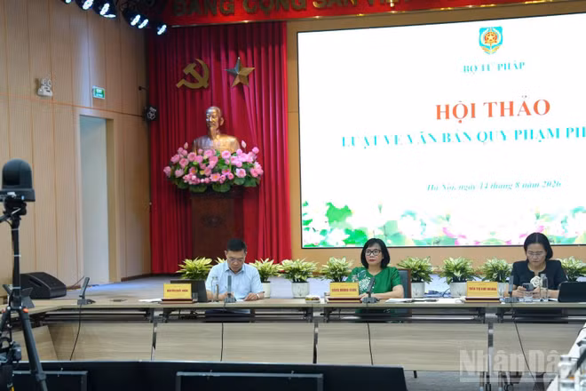 Quang cảnh hội thảo. (Ảnh: H.N)