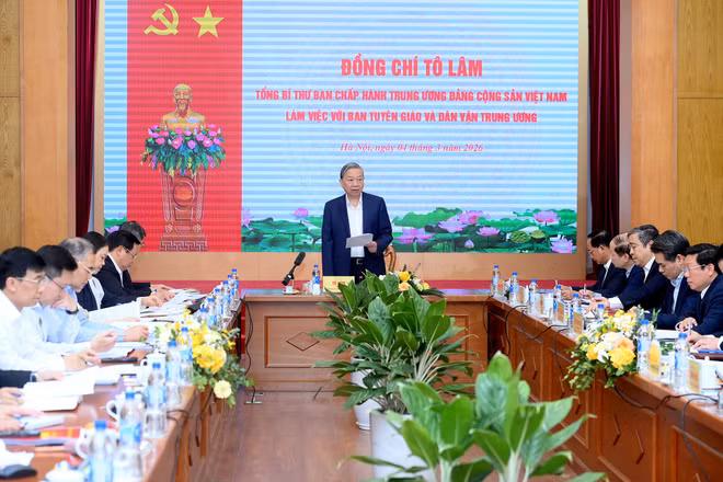 Tổng Bí thư Tô Lâm phát biểu chỉ đạo tại cuộc làm việc với Ban Tuyên giáo và Dân vận Trung ương. (Ảnh: ĐĂNG KHOA)