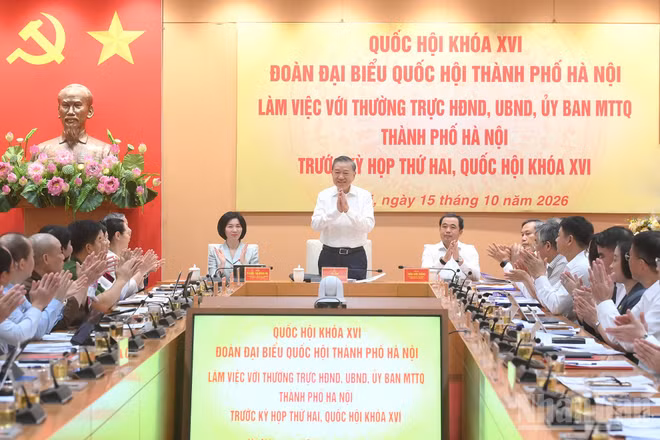 Tổng Bí thư, Chủ tịch nước Tô Lâm và các đại biểu tham dự cuộc làm việc. (Ảnh: ĐĂNG KHOA)