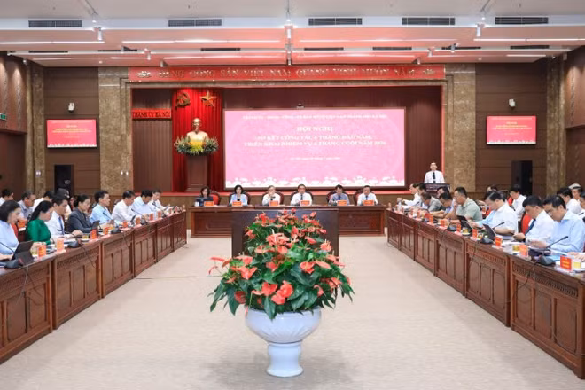 Quang cảnh hội nghị.