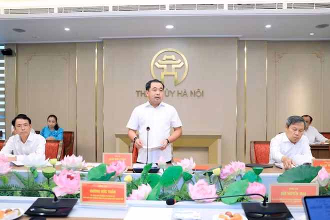 Bí thư Thành ủy Hà Nội Trần Đức Thắng phát biểu chỉ đạo hội nghị. (Ảnh: THÁI QUANG)