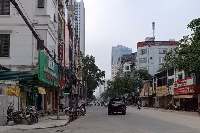 Đầu tuyến của dự án cải tạo, mở rộng theo quy hoạch tuyến phố Nguyễn Tuân đã cơ bản hoàn tất.