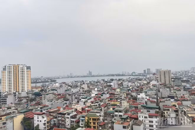 Thúc đẩy chuyển đổi số đang được xem là một trong nền tảng quan trọng nâng cao minh bạch thị trường bất động sản nước ta. (Ảnh: HNV)