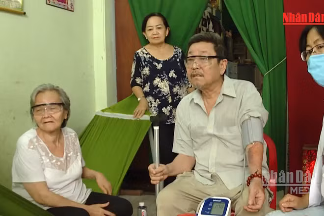 [Video] Thí điểm hướng dẫn khám chữa bệnh từ xa tại 11 địa phương và 5 bệnh viện