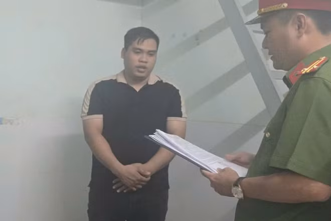 Công an Cần Thơ khởi tố đối tượng Trần Thanh Sang về hành vi tham ô tài sản.