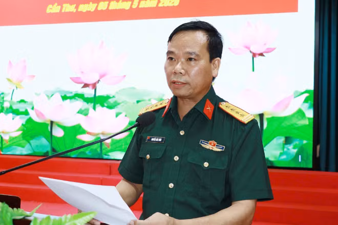 Lãnh đạo Văn phòng Ban Chỉ đạo Phòng thủ dân sự quốc gia phát biểu tại hội nghị.