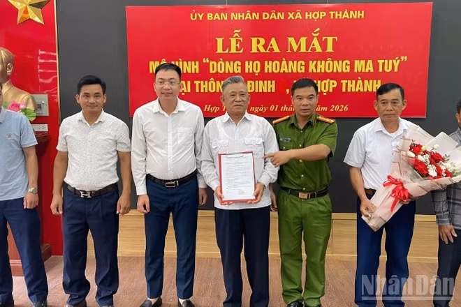 Mô hình "Dòng họ không ma túy" ở xã Hợp Thành (Lào Cai). 