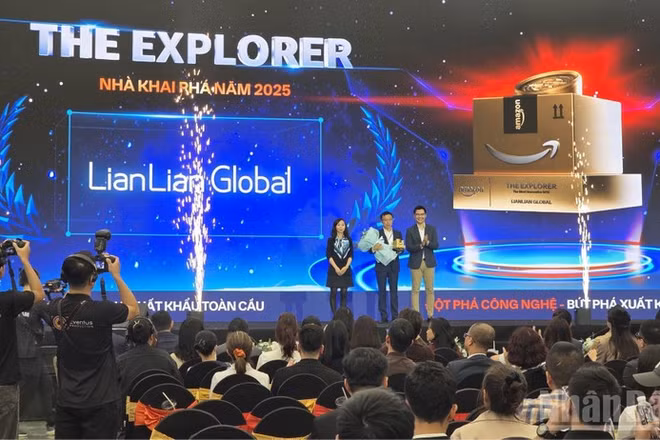 Thương hiệu LianLIan Global đạt danh hiệu Nhà khai phá năm 2025 của Amazon. (Ảnh: KIM DUNG) 