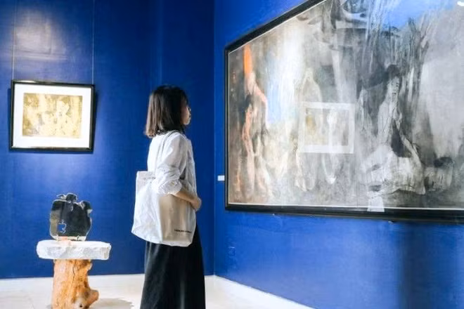 Hơn 100 tác phẩm hội họa, điêu khắc và phù điêu của cố danh họa Lê Bá Đảng được giới thiệu đến công chúng tại Trung tâm Nghệ thuật Lê Bá Đảng.