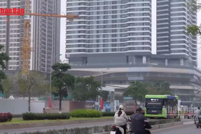[Video] Nhà ở Hà Nội: Áp lực hạ tầng và yêu cầu tái thiết đô thị