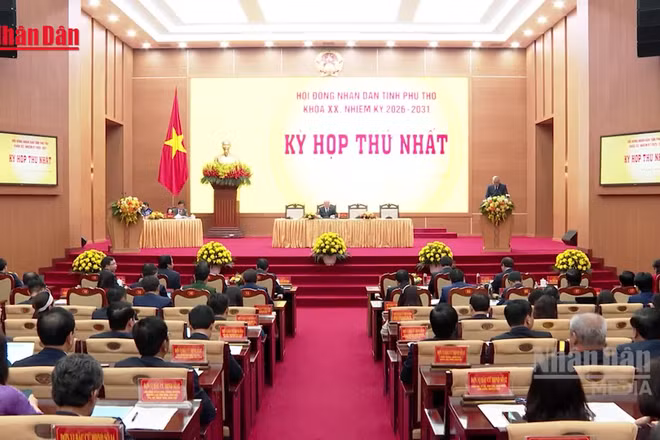 [Video] Ông Trần Duy Đông tái đắc cử Chủ tịch UBND tỉnh Phú Thọ 