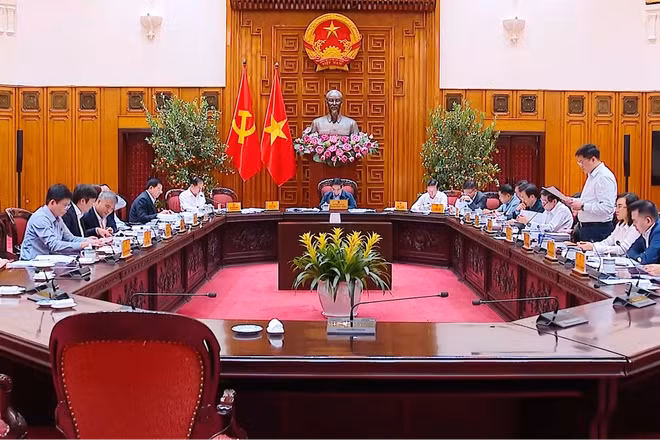 [Video] Thủ tướng Phạm Minh Chính chủ trì họp Thường trực Chính phủ