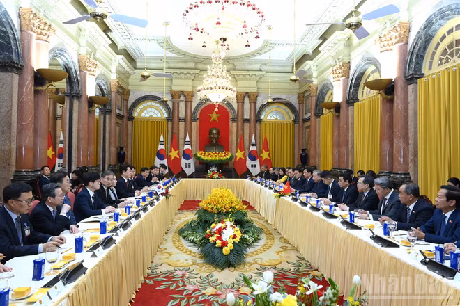 Hai nhà lãnh đạo Việt Nam và Hàn Quốc tại cuộc hội đàm. Ảnh: ĐĂNG KHOA