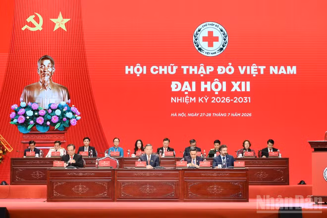 Tổng Bí thư, Chủ tịch nước Tô Lâm dự phiên khai mạc trọng thể Đại hội đại biểu toàn quốc Hội Chữ thập Đỏ Việt Nam lần thứ XII nhiệm kỳ 2026-2031. (Ảnh: ĐĂNG KHOA)