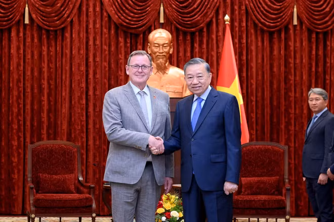 Tổng Bí thư, Chủ tịch nước Tô Lâm tiếp Phó Chủ tịch Quốc hội Cộng hòa Liên bang Đức Bodo Ramelow. (Ảnh: ĐĂNG KHOA)