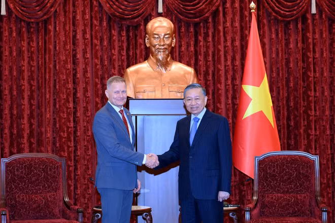 Tổng Bí thư, Chủ tịch nước Tô Lâm tiếp Đại sứ Đan Mạch Nicolai Prytz đến chào từ biệt, kết thúc nhiệm kỳ công tác tại Việt Nam. (Ảnh: ĐĂNG KHOA)
