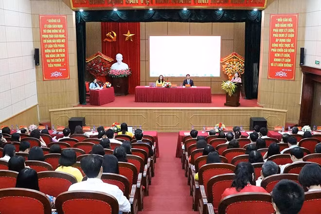 Quang cảnh hội thảo.