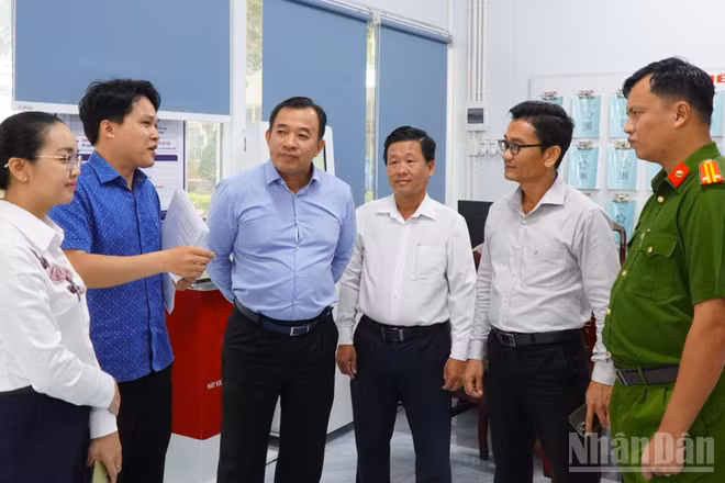 Xã Phước Lý tăng cường kiểm tra công vụ, gắn trách nhiệm người đứng đầu với kết quả thực hiện nhiệm vụ năm 2026. (Ảnh: THANH PHONG)