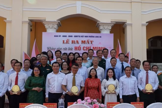 Phường Long An ra mắt “Không gian văn hóa Hồ Chí Minh”
