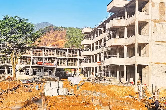 Công trường xây dựng Trường nội trú liên cấp tiểu học và trung học cơ sở xã Bát Mọt, tỉnh Thanh Hóa.