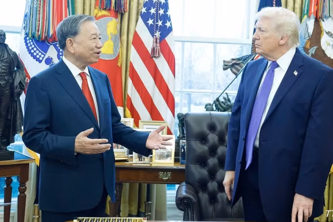 Tổng Bí thư, Chủ tịch nước Tô Lâm gặp Tổng thống Hoa Kỳ Donald Trump nhân chuyến tham dự cuộc họp khai mạc Hội đồng Hòa bình về Gaza tại Hoa Kỳ, sáng 20/2/2026 (giờ địa phương). (Ảnh: Thống Nhất/TTXVN)