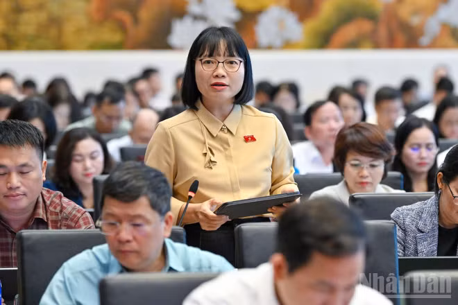 Hoàn thiện cơ chế giá điện, tháo gỡ điểm nghẽn để thúc đẩy thị trường điện cạnh tranh 