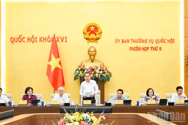 Chủ tịch Quốc hội Trần Thanh Mẫn phát biểu khai mạc phiên họp. (Ảnh: DUY LINH)