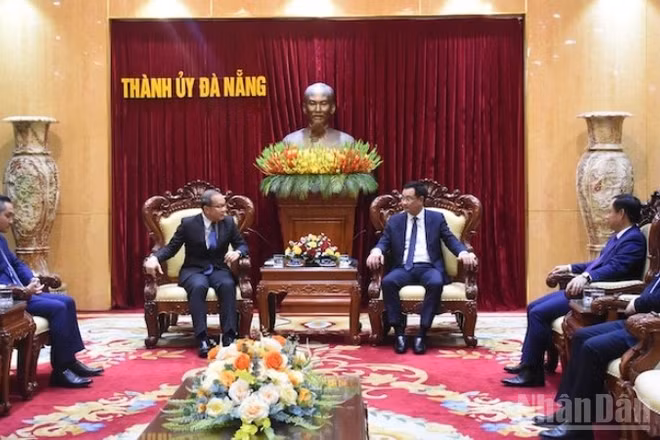 Toàn cảnh buổi tiếp. (Ảnh: ANH ĐÀO)