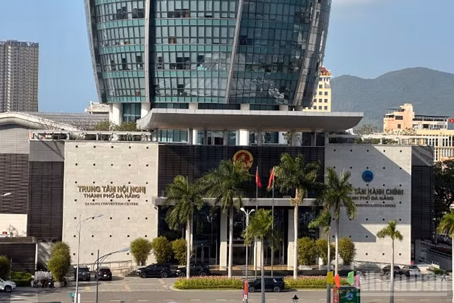 Trung tâm hành chính thành phố Đà Nẵng. (Ảnh: ANH ĐÀO)