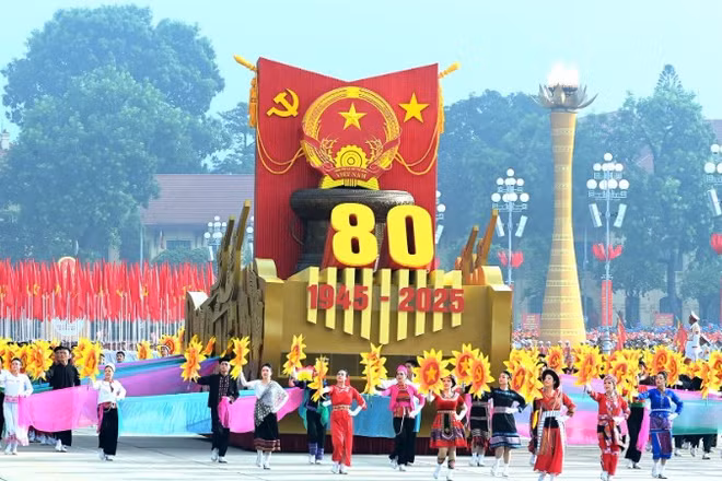 Lễ diễu binh, diễu hành kỷ niệm 80 năm Cách mạng Tháng Tám thành công và Quốc khánh 2/9.