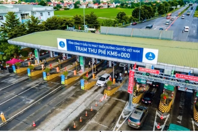 Ngày 1/8/2022 trở thành dấu mốc quan trọng khi toàn bộ các tuyến cao tốc trên cả nước chính thức chuyển sang thu phí tự động hoàn toàn.