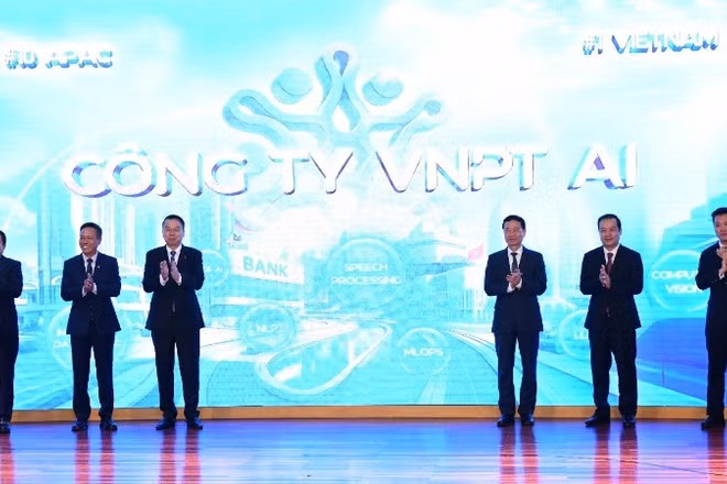 Các đại biểu thực hiện nghi thức hành lập Công ty VNPT AI.