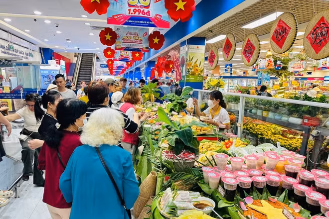 Lễ hội bánh dân gian tại siêu thị Co.opmart lan tỏa giá trị ẩm thực và văn hóa Việt đến người tiêu dùng.