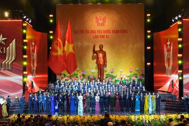 Bà Nguyễn Thị Nga - Chủ tịch Tập đoàn BRG tham dự chuỗi sự kiện của Đại hội Thi đua yêu nước toàn quốc lần thứ XI